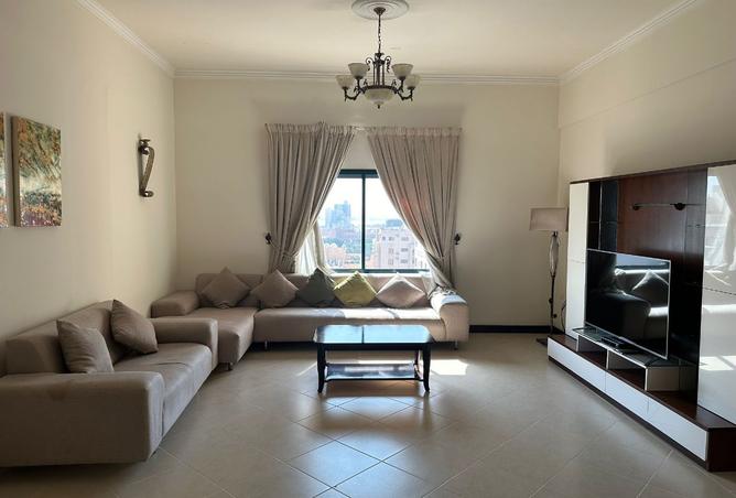 958498 - Property Image 2