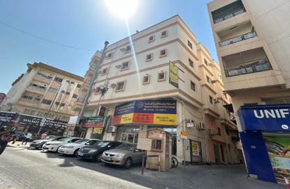 Apartment - 2 Bedrooms - 2 Bathrooms for rent in Manama Downtown - Manama - Capital Governorate