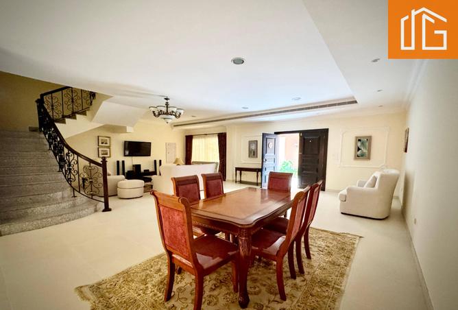 981137 - Property Image 2