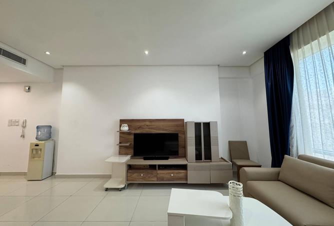 982566 - Property Image 3