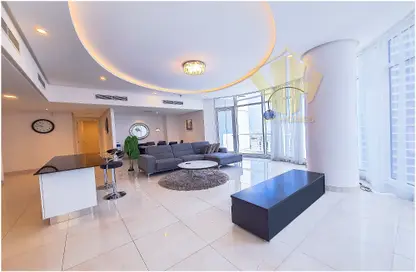 Apartment - 2 Bedrooms - 4 Bathrooms for rent in Al Juffair - Capital Governorate