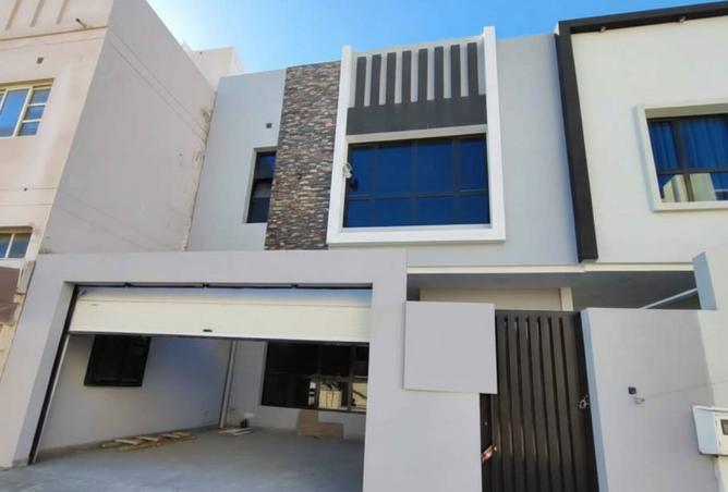 970457 - Property Main Image