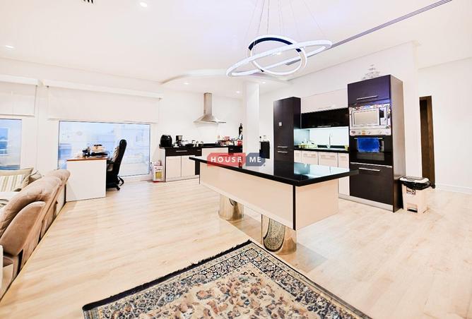 962210 - Property Image 2