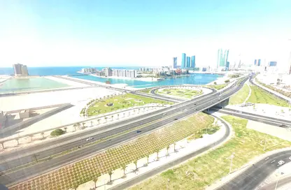 Apartment - 2 Bedrooms - 3 Bathrooms for rent in Abraj Al Lulu - Manama - Capital Governorate