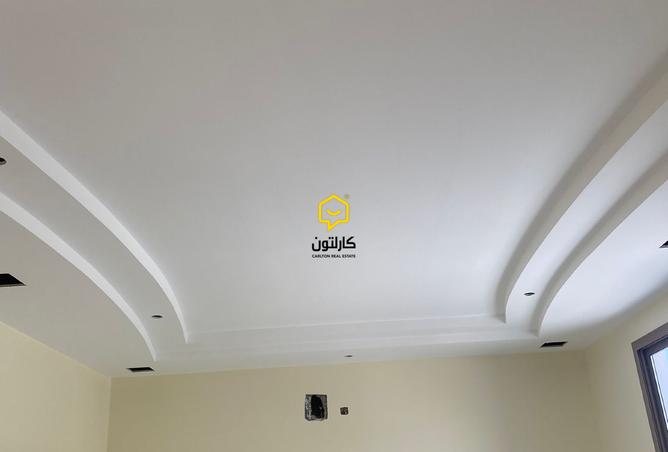 910926 - Property Image 3