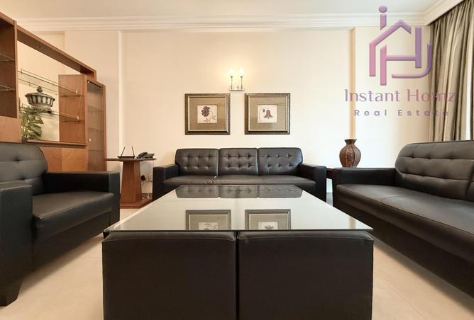 963847 - Property Image 2