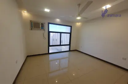 Apartment - 2 Bedrooms - 2 Bathrooms for rent in Muharraq - Muharraq Governorate