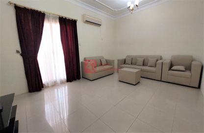 Apartment - 2 Bedrooms - 2 Bathrooms for rent in Um Al Hasam - Manama - Capital Governorate