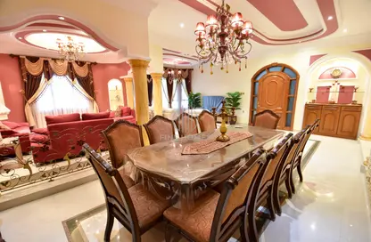 Apartment - 4 Bedrooms - 4 Bathrooms for rent in Busaiteen - Muharraq Governorate