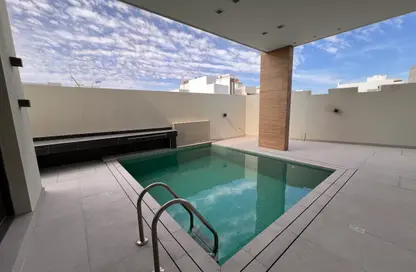 Villa - 4 Bedrooms - 7 Bathrooms for sale in Maqabah - Northern Governorate