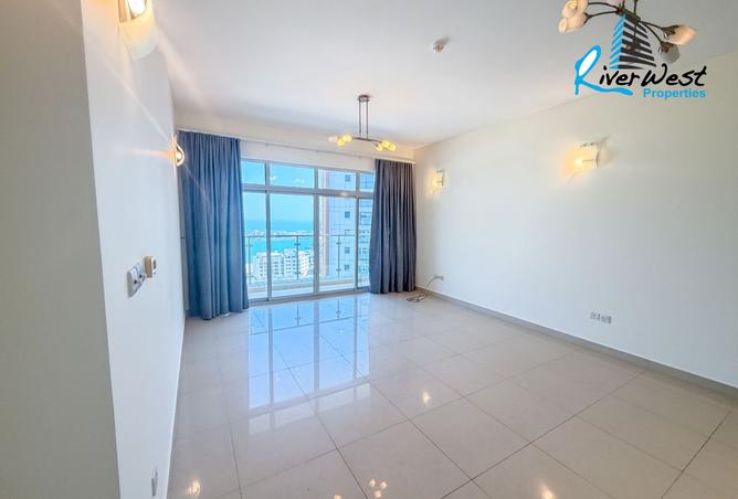 987616 - Property Image 3