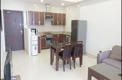 Apartment - 1 Bedroom - 2 Bathrooms for rent in Al Juffair - Capital Governorate