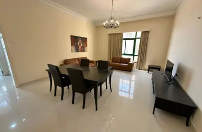 Apartment - 2 Bedrooms - 2 Bathrooms for rent in Al Juffair - Capital Governorate