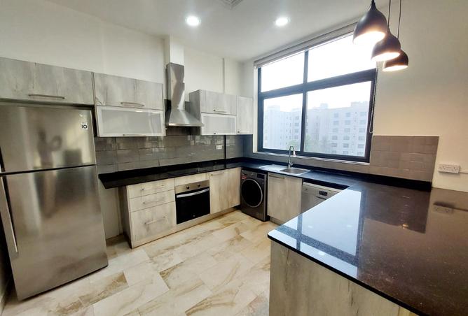 958294 - Property Image 2