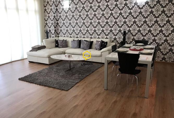 948458 - Property Image 2