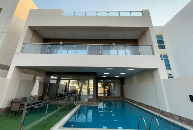 977537 - Property Main Image