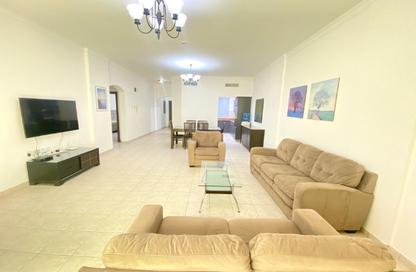 Apartment - 2 Bedrooms - 2 Bathrooms for rent in Al Juffair - Capital Governorate