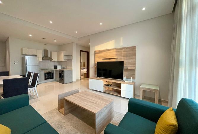 989943 - Property Image 2