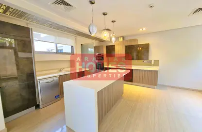 Villa - 4 Bedrooms - 5 Bathrooms for sale in Najma - Amwaj Islands - Muharraq Governorate