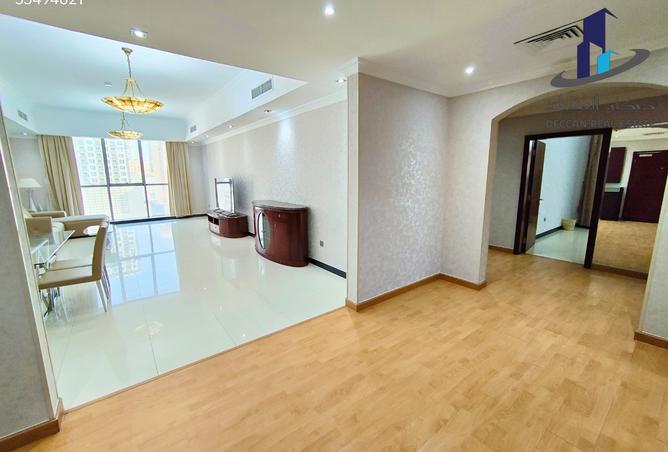 951637 - Property Image 2