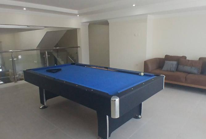 960233 - Property Image 2