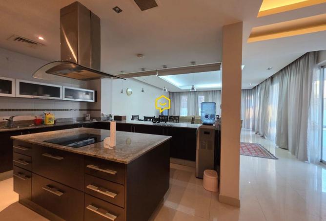 975357 - Property Image 3