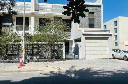 Villa - 4 Bedrooms - 5 Bathrooms for rent in Saar - Northern Governorate