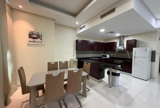 984437 - Property Image 2