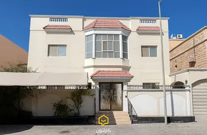 Villa - 4 Bedrooms - 6 Bathrooms for sale in Busaiteen - Muharraq Governorate