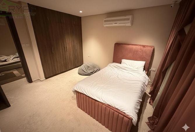 968006 - Property Image 3