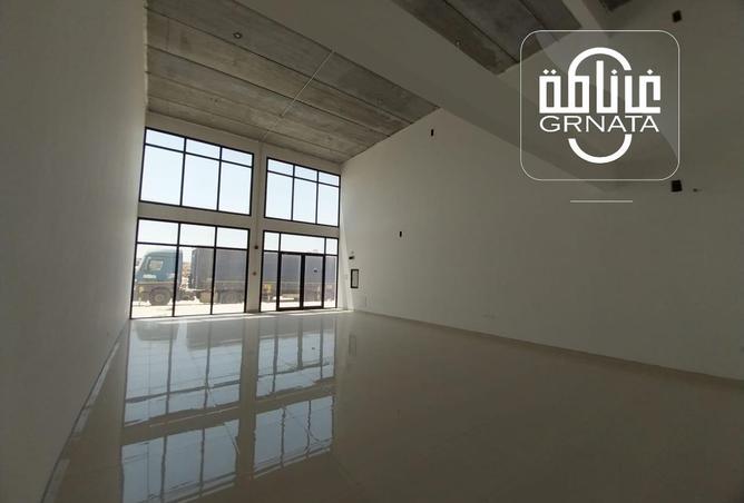 949341 - Property Image 2