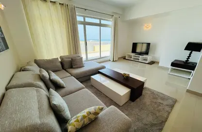 Apartment - 2 Bedrooms - 2 Bathrooms for rent in Amwaj Avenue - Amwaj Islands - Muharraq Governorate
