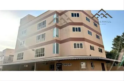 عمارة بالكامل - استوديو - 8 حمامات للبيع في الزنج - المنامة - محافظة العاصمة