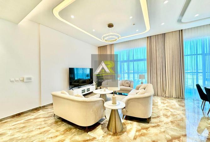 952606 - Property Image 2