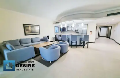 Apartment - 3 Bedrooms - 3 Bathrooms for rent in Al Juffair - Capital Governorate