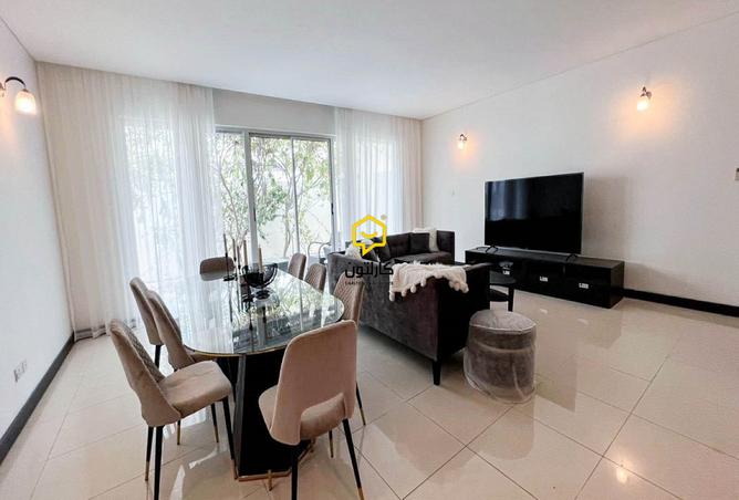 915629 - Property Image 3