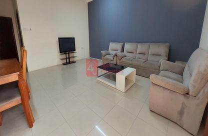 Apartment - 2 Bedrooms - 2 Bathrooms for rent in Um Al Hasam - Manama - Capital Governorate
