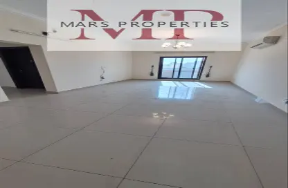 Apartment - 2 Bedrooms - 2 Bathrooms for rent in Um Al Hasam - Manama - Capital Governorate