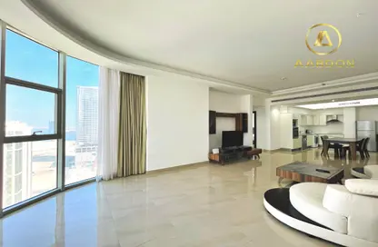 Apartment - 2 Bedrooms - 3 Bathrooms for rent in Al Juffair - Capital Governorate