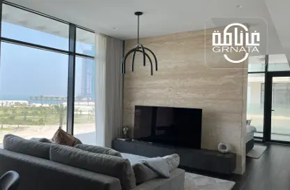 Living Room image for: Apartment - 1 Bedroom - 2 Bathrooms for rent in Bahrain Bay - Capital Governorate, Image 1