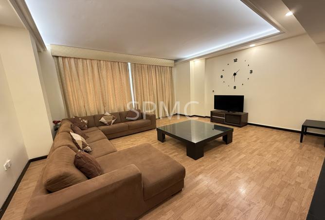 975815 - Property Image 2