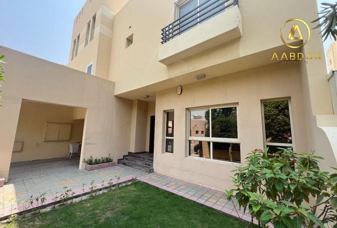 967357 - Property Image 2