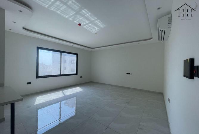 960579 - Property Main Image