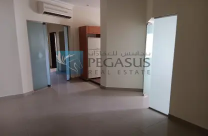 Office Space - Studio - 2 Bathrooms for rent in Zinj - Manama - Capital Governorate