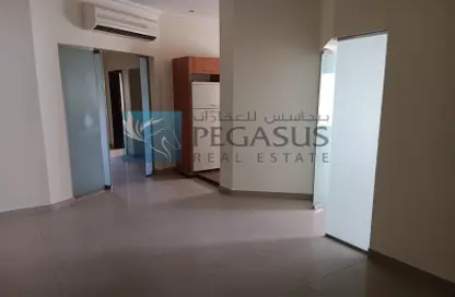 Office Space - Studio - 2 Bathrooms for rent in Mahooz - Manama - Capital Governorate