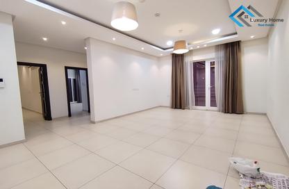 Apartment - 2 Bedrooms - 2 Bathrooms for rent in Hidd - Muharraq Governorate