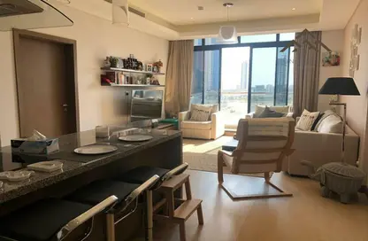 Living / Dining Room image for: Apartment - 1 Bedroom - 2 Bathrooms for sale in Seef - Capital Governorate, Image 1