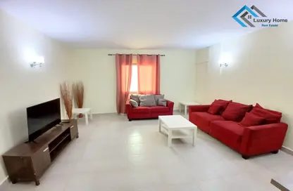 Apartment - 2 Bedrooms - 2 Bathrooms for rent in Al Burhama - Manama - Capital Governorate