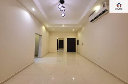 Apartment - 2 Bedrooms - 3 Bathrooms for rent in Hidd - Muharraq Governorate