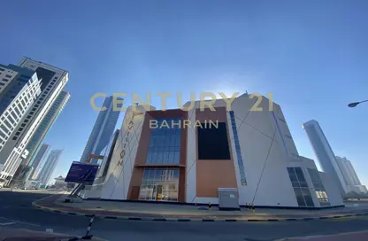 Retail - Studio - 3 Bathrooms for rent in Seef - Capital Governorate